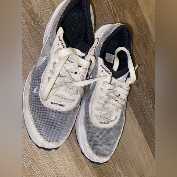 Nike running shoes... - Picture 2 of 3